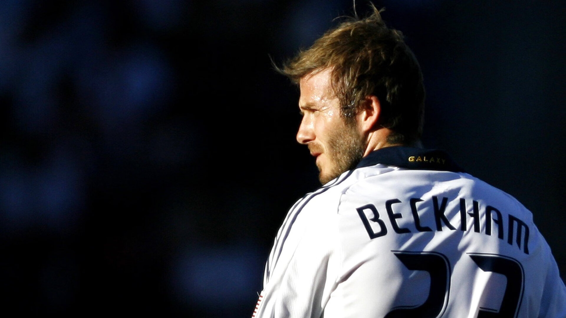 国家队在备战中注重体能与技术平衡,国家队体育的重视